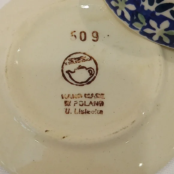 Polish Dish Wear Small Lady Covered Dish With Painted Flowers - Picture 2 of 7